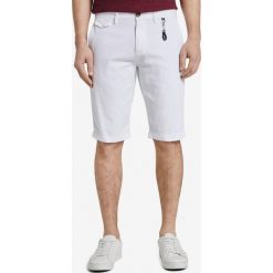 Tom Tailor Chino Szorty Biały. Białe spodenki i szorty męskie Tom Tailor, bez wzorów, z elastanu. Za 187,95 zł.