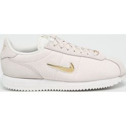 Nike - Buty Cortez Basic Jewel 1. Brązowe buty sportowe damskie Nike, bez wzorów, ze skóry, sportowe. W wyprzedaży za 329,90 zł.