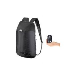 Plecak turystyczny ULTRA COMPACT 10 l. Niebieskie plecaki męskie marki QUECHUA, bez wzorów, z poliesteru. Za 7,99 zł.