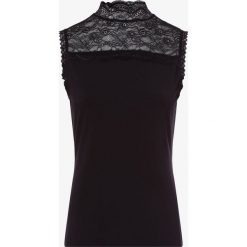 Comma - Top damski, niebieski. Niebieskie topy damskie comma, w koronkowe wzory, z koronki, bez kołnierzyka. Za 169,95 zł.