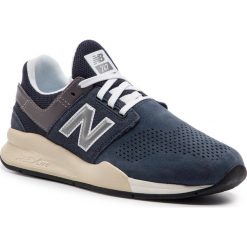 Sneakersy NEW BALANCE - MS247HY Granatowy. Niebieskie sneakersy męskie New Balance, na co dzień, bez wzorów, z zamszu, klasyczne, bez zapięcia. W wyprzedaży za 329,00 zł.