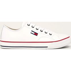 Tommy Jeans - Tenisówki skórzane. Białe trampki i tenisówki damskie Tommy Jeans, bez wzorów, z jeansu, na sznurówki. Za 399,90 zł.