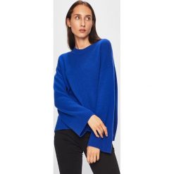 Calvin Klein - Sweter. Niebieskie swetry damskie Calvin Klein, s, bez wzorów, z kaszmiru, z krótkim rękawem, krótkie, bez kaptura. W wyprzedaży za 599,90 zł.