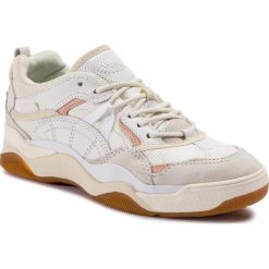 Sneakersy VANS - Varix Wc VN0A3WLNVUF1 (Staple) True White/Marsh. Brązowe półbuty damskie Vans, ze skóry. W wyprzedaży za 319,00 zł.