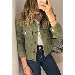 Kurtka ZARDINA KHAKI. Brązowe kurtki damskie Kurtka ZARDINA KHAKI, s, bez wzorów, z jeansu, bez kaptura. W wyprzedaży za 109,00 zł.