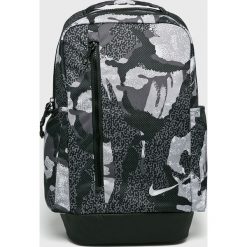 Nike - Plecak. Czarne plecaki męskie marki Nike, bez wzorów, z poliesteru. Za 179,90 zł.
