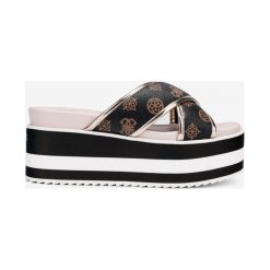 Guess Remina Kapcie Czarny Biały. Czarne kapcie damskie Guess, z materiału. Za 436,95 zł.