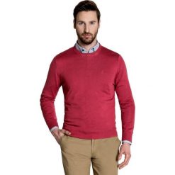Sweter PIETRO SWTGGxx-0007SP. Czerwone swetry męskie Giacomo Conti, m, z aplikacjami, z wiskozy, bez kołnierzyka, bez kaptura. Za 199,00 zł.