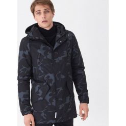Parka - Czarny. Czarne parki męskie House, s, bez wzorów, bez kaptura. W wyprzedaży za 129,99 zł.