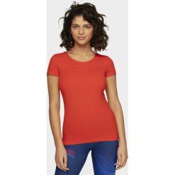 T-shirt damski. Koszulki damskie l, bez wzorów, z bawełny, bez kołnierzyka, bez rękawów. W wyprzedaży za 29,99 zł.