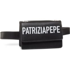 Saszetka nerka PATRIZIA PEPE - 2V9347/A6P8-K103 Nero. Czarne nerki damskie Patrizia Pepe, bez wzorów, ze skóry, młodzieżowe, bez dodatków. Za 989,00 zł.