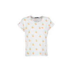 T-shirty z krótkim rękawem Petit Bateau FILLE. Białe t-shirty damskie Petit Bateau, xs, bez wzorów, bez kołnierzyka. W wyprzedaży za 153,30 zł.