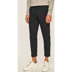Only & Sons - Spodnie. Szare spodnie męskie Only & Sons, bez wzorów, z bawełny. W wyprzedaży za 79,90 zł.