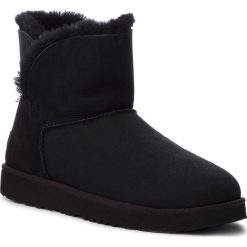 Buty UGG - W Classic Cuff Mini 1016417 W/Blk. Czarne buty zimowe damskie Ugg, z wełny. Za 799,00 zł.