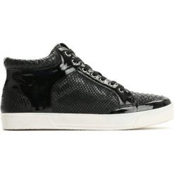 Czarne Trampki Smaug. Czarne buty sportowe męskie marki Born2be, bez wzorów, ze skóry, sportowe, na sznurówki. Za 59,99 zł.