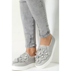 Szare Slip On Down Again. Szare trampki damskie slip on marki vices. Za 79,99 zł.