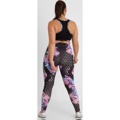 Biustonosze sportowe: Playful Motion Curve CLOUD CLASSIC RACER SPORTS BRA Biustonosz sportowy black