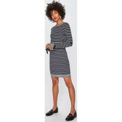 Vero Moda - Sukienka. Niebieskie sukienki damskie Vero Moda, na co dzień, s, bez wzorów, z wiskozy, casualowe, z okrągłym kołnierzem, z długim rękawem, długie, mini, proste. Za 149,90 zł.
