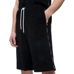 Calvin Klein Męskie szorty Toweling Short KM0KM00323-001 Black (rozmiar M). Czarne spodenki i szorty męskie Calvin Klein, m, bez wzorów, krótkie. W wyprzedaży za 148,00 zł.