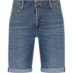 Szorty jeansowe Lee Bermuda L73FMGFN. Niebieskie spodenki i szorty męskie Lee, m, bez wzorów, z elastanu. Za 229,00 zł.
