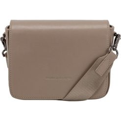 Smith & Canova torebka crossbody beżowa Jensen 93034. Brązowe torebki klasyczne damskie Smith & Canova, bez wzorów, ze skóry, eleganckie, bez dodatków. W wyprzedaży za 279,00 zł.