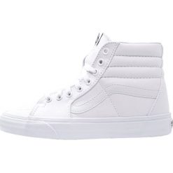 Vans SK8 Tenisówki i Trampki wysokie true white. Białe tenisówki damskie Vans, z tworzywa sztucznego. W wyprzedaży za 207,20 zł.