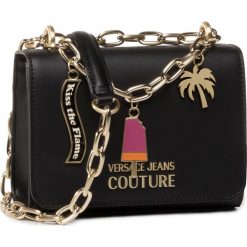 Torebka VERSACE JEANS COUTURE - E1VVBB61 71502 899. Czarne listonoszki damskie Versace Jeans Couture, na imprezę, bez wzorów, z jeansu, bez dodatków. Za 769,00 zł.