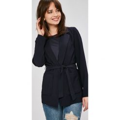 Vero Moda - Żakiet Elke. Niebieskie żakiety damskie marki Vero Moda, w paski, z poliesteru. W wyprzedaży za 99,90 zł.