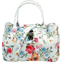 Torebki klasyczne damskie: Skórzana torebka „Bergamo” w kolorze białym ze wzorem – 37 x 18 x 14 cm