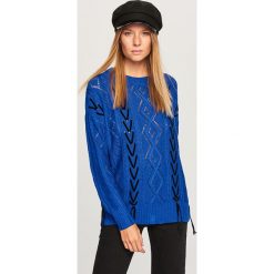 Ażurowy sweter - Niebieski. Niebieskie swetry klasyczne damskie Reserved, l. Za 79,99 zł.