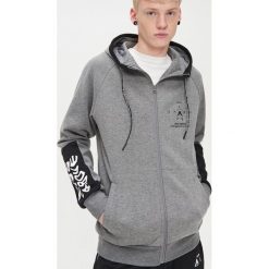 Bluza z kapturem - Jasny szary. Szare bluzy męskie Cropp, s, bez wzorów, z kapturem, bez rękawów, z kapturem. Za 149,99 zł.