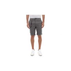 Szorty i Bermudy Jack Jones 12132932 LUCA CHINO SHORTS. Szare spodenki i szorty męskie Jack & Jones, m, bez wzorów. Za 175,61 zł.