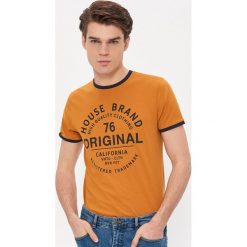 T-shirt Brązowy. Pomarańczowe t-shirty męskie House, s, bez wzorów, bez kołnierzyka. Za 39,99 zł.