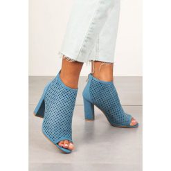Niebieskie botki wiosenne ażurowe peep toe na słupku ze skórzaną wkładką casu sn20x10/bl. Niebieskie botki damskie Casu, na wiosnę, eleganckie, z otwartym noskiem, bez obcasa, na obcasie, na zamek. Za 99,99 zł.