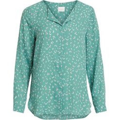 VILA Damska koszula VILUCY L / S SHIRT - FAV LUX Oil Blue (rozmiar L). Niebieskie koszule damskie Vila, s, bez wzorów, bez kołnierzyka, z długim rękawem. W wyprzedaży za 114,00 zł.