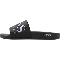 BOSS Green SOLAR SLID LOGO Sandały kąpielowe black. Czarne kąpielówki męskie marki BOSS Green, z materiału. Za 209,00 zł.