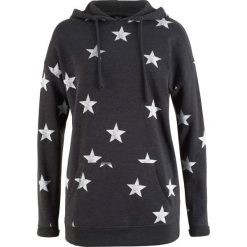 Bluza z kapturem i nadrukiem w gwiazdy bonprix antracytowy melanż z nadrukiem. Szare bluzy rozpinane damskie bonprix, melanż, z kapturem. Za 74,99 zł.