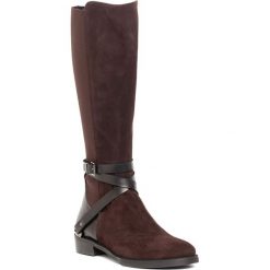 Buty zimowe damskie: Skórzane kozaki w kolorze brązowym
