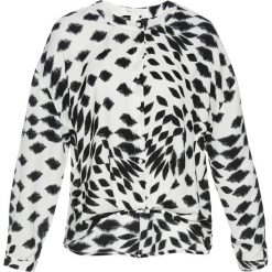Bluzka oversize z nadrukiem bonprix biel wełny - czarny. Białe bluzki damskie bonprix, z nadrukiem, z wełny, bez kołnierzyka, z krótkim rękawem. Za 54,99 zł.