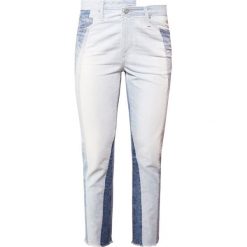 AG Jeans ISABELLE Jeansy Slim Fit lightblue denim. Niebieskie jeansy damskie relaxed fit AG Jeans. W wyprzedaży za 850,05 zł.