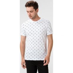 Calvin Klein Koszulka Biały. Białe podkoszulki męskie Calvin Klein, m, bez wzorów, z bawełny, z krótkim rękawem. Za 204,95 zł.