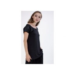 T-shirt z rękawami z eko-skóry Grafitowy. Czarne t-shirty damskie marki Sthorm, s, bez wzorów, z wiskozy, bez kołnierzyka. Za 199,00 zł.