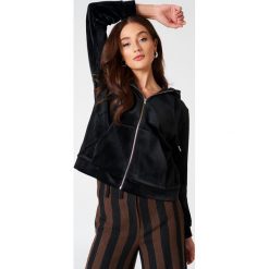 Bluzy damskie: Samsoe & Samsoe Bluza z kapturem na suwak Kaci – Black