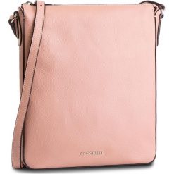 Torebka COCCINELLE - DQ0 Lulin Soft E1 DQ0 15 01 01 Pivoine P08. Czerwone listonoszki damskie marki Coccinelle, ze skóry, zdobione. Za 949,90 zł.