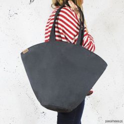 Shelly bag grafit torba nubuk vegan wodoodporny. Szare torebki klasyczne damskie marki Pakamera, w paski, z nubiku, na ramię. Za 165,00 zł.