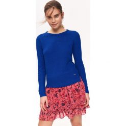 SWETER DŁUGI RĘKAW DAMSKI Z ZAMKIEM. Niebieskie swetry damskie marki Top Secret, na lato, bez wzorów, z dzianiny, z długim rękawem, długie, bez kaptura. W wyprzedaży za 59,99 zł.