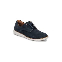 Derby Clarks UN VOYAGEPLAIN. Niebieskie półbuty męskie Clarks, bez wzorów, bez zapięcia. Za 569,00 zł.