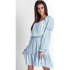 SZYFONOWA SUKIENKA FELICIA. Sukienki damskie ivon, bez wzorów, z poliesteru, sportowe, z falbankami, z długim rękawem, długie, maxi, sportowe. Za 239,00 zł.