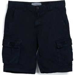 Granatowe Szorty Funky. Czarne spodenki i szorty męskie Born2be, xl, bez wzorów. Za 74,99 zł.