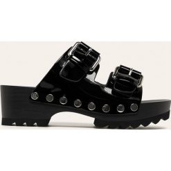 Calvin Klein Jeans - Klapki skórzane. Białe klapki damskie Calvin Klein Jeans, bez wzorów, z jeansu, bez obcasa, na obcasie. Za 679,90 zł.